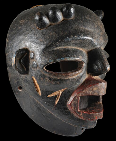 Superb Nigerian Ibibio Carved Wooden Mask - Michael Backman Ltd