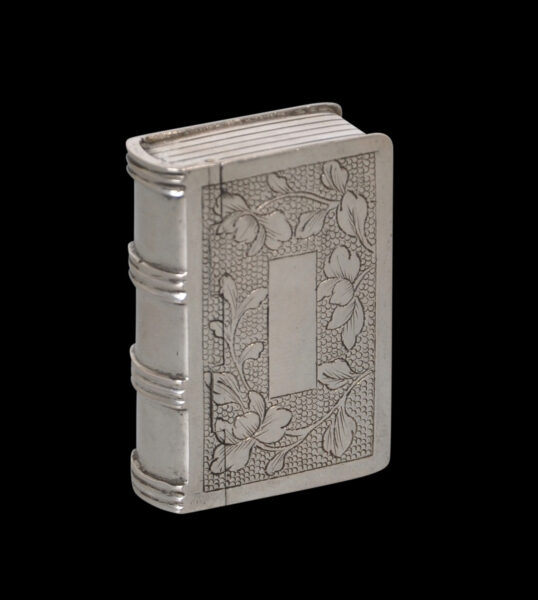 Chinese Export Silver Book-Shaped Snuff Box by Yao Jie - Michael ...