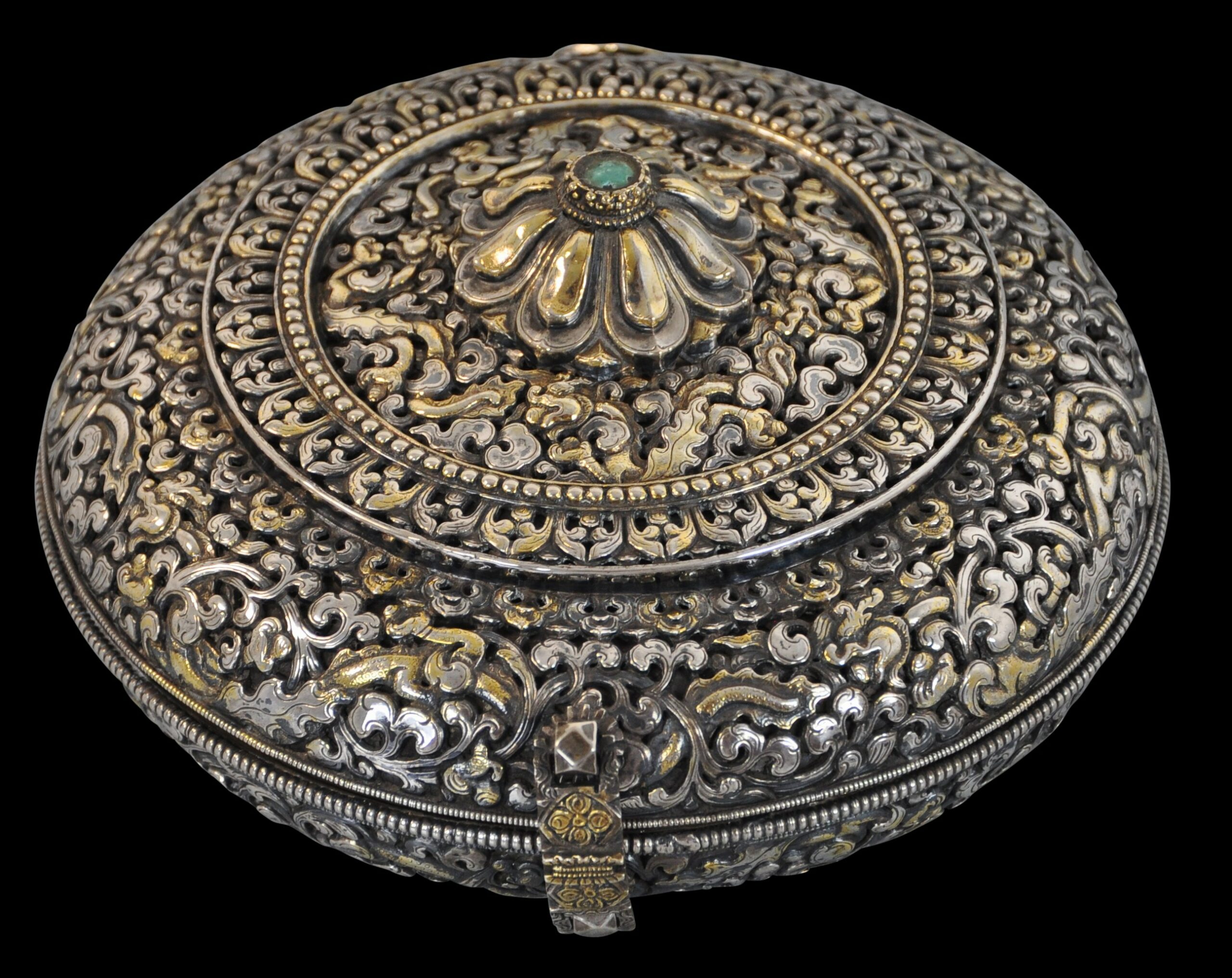 Superb Bhutanese Noble's Parcel-Gilt Chased & Pierced Silver Betel Box ...