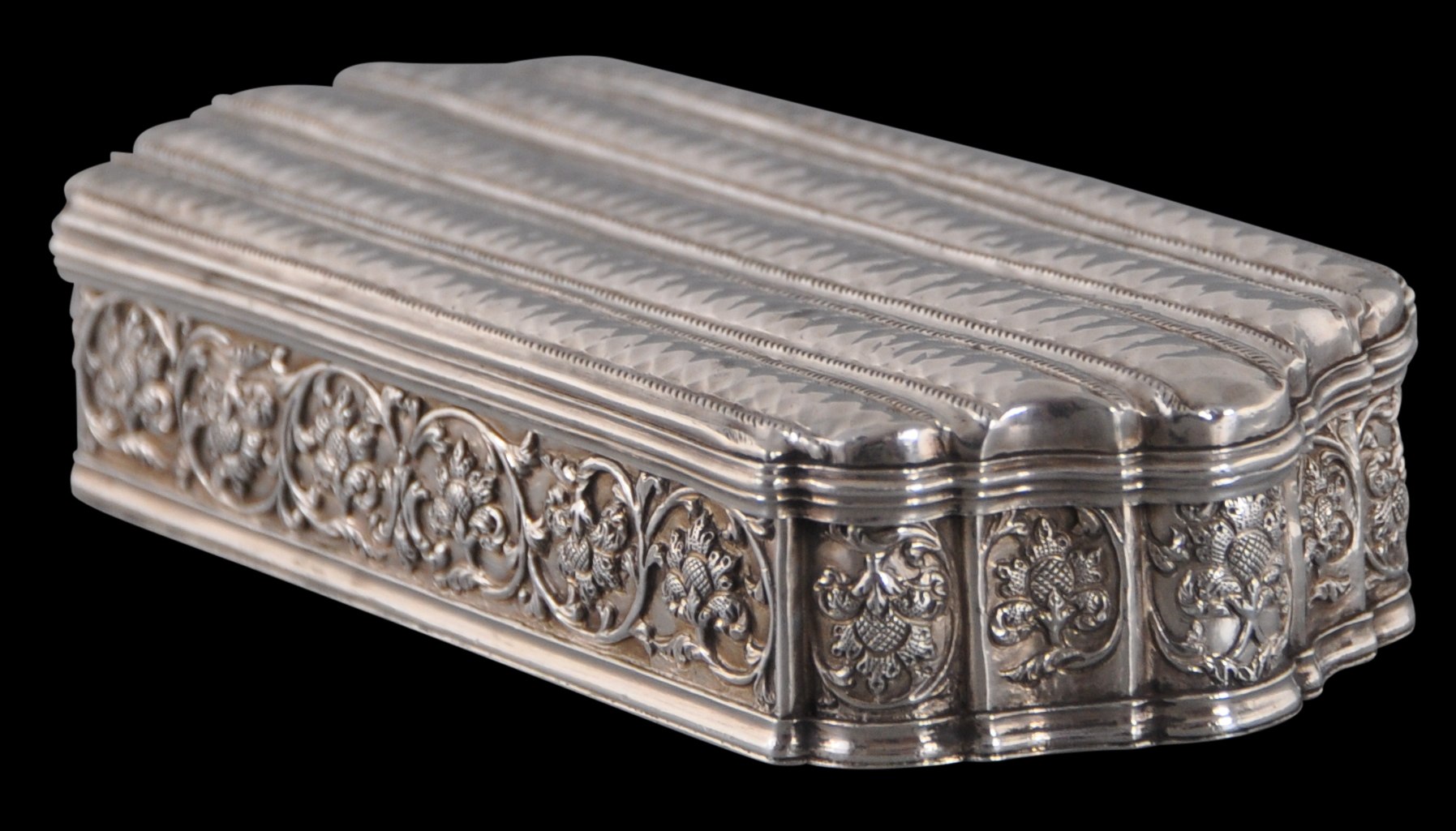 Rare Dutch Colonial Batavian Silver Box - Michael Backman Ltd