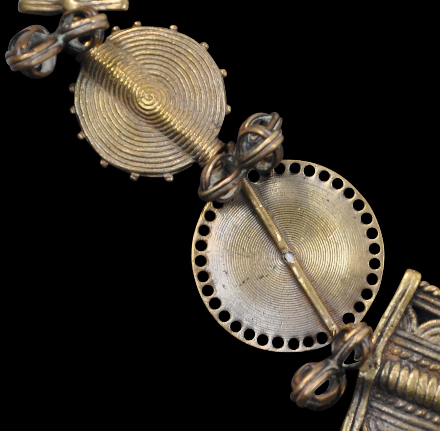 Fine Baule Cast Brass Necklace - Michael Backman Ltd