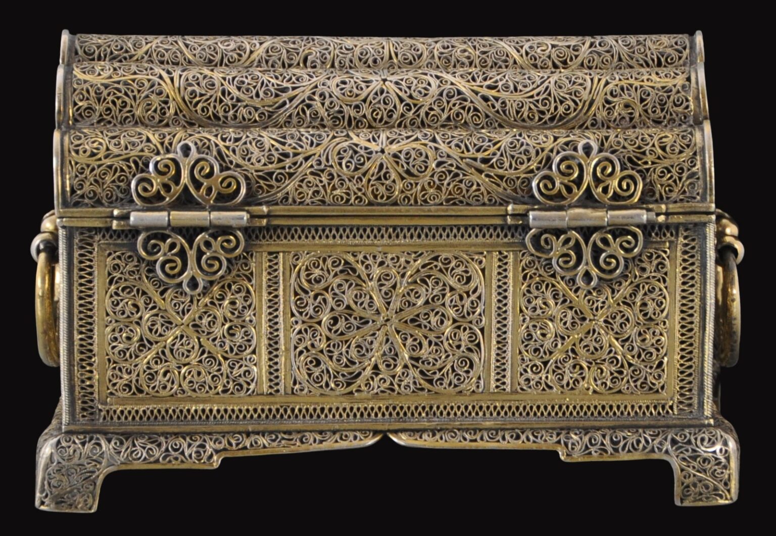 Exceptional Dutch Colonial Gilded Silver Filigree Box - Michael Backman Ltd